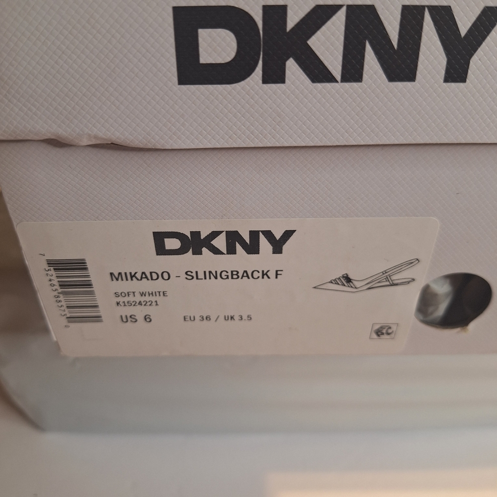 New DKNY Mikado Cream Pointed Toe Slingback Flats. Size 6 M - Picture 6 of 6